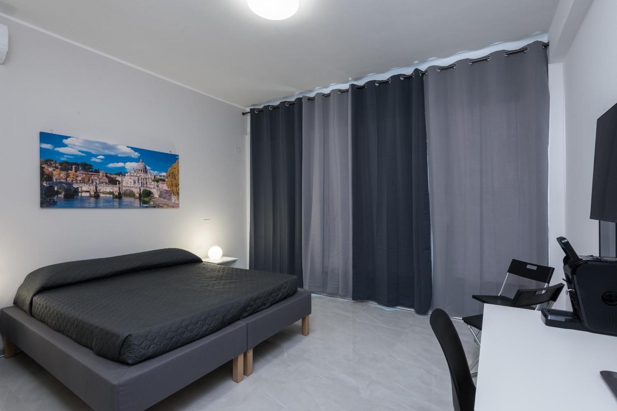 Travelershome Ciampino Airport Guesthouse 600M To Airport מראה חיצוני תמונה